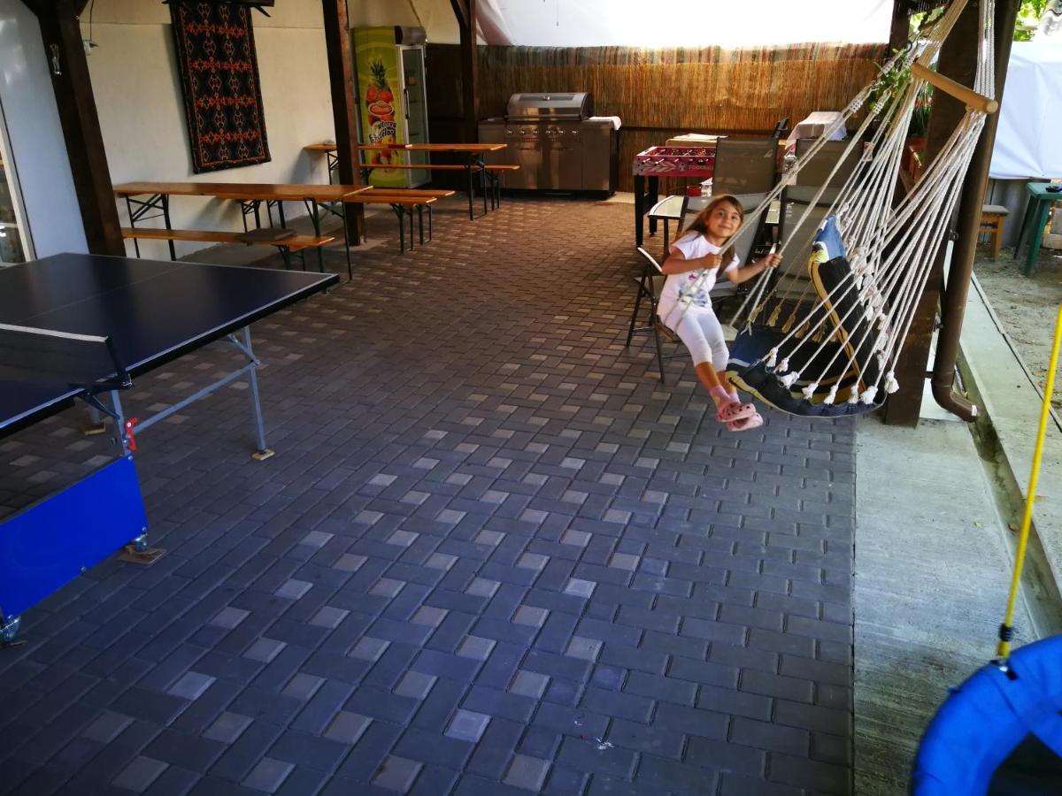 Pensiunea Socrita Corbu  Bagian luar foto