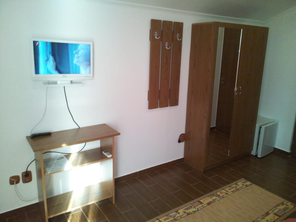 Pensiunea Socrita Corbu  Bagian luar foto